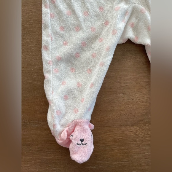 🎀  5 for $30 NWOT Carter’s Towel Material Bunny Footie Zipper Pajamas 6M - Picture 2 of 4